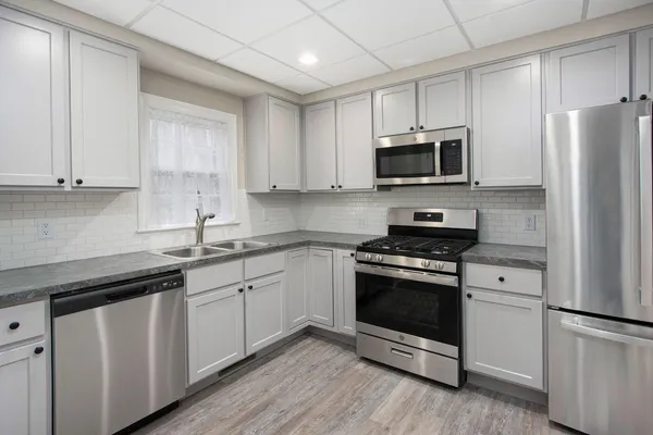 $329,900 | 127 Elm Street, Kalamazoo, MI 49007