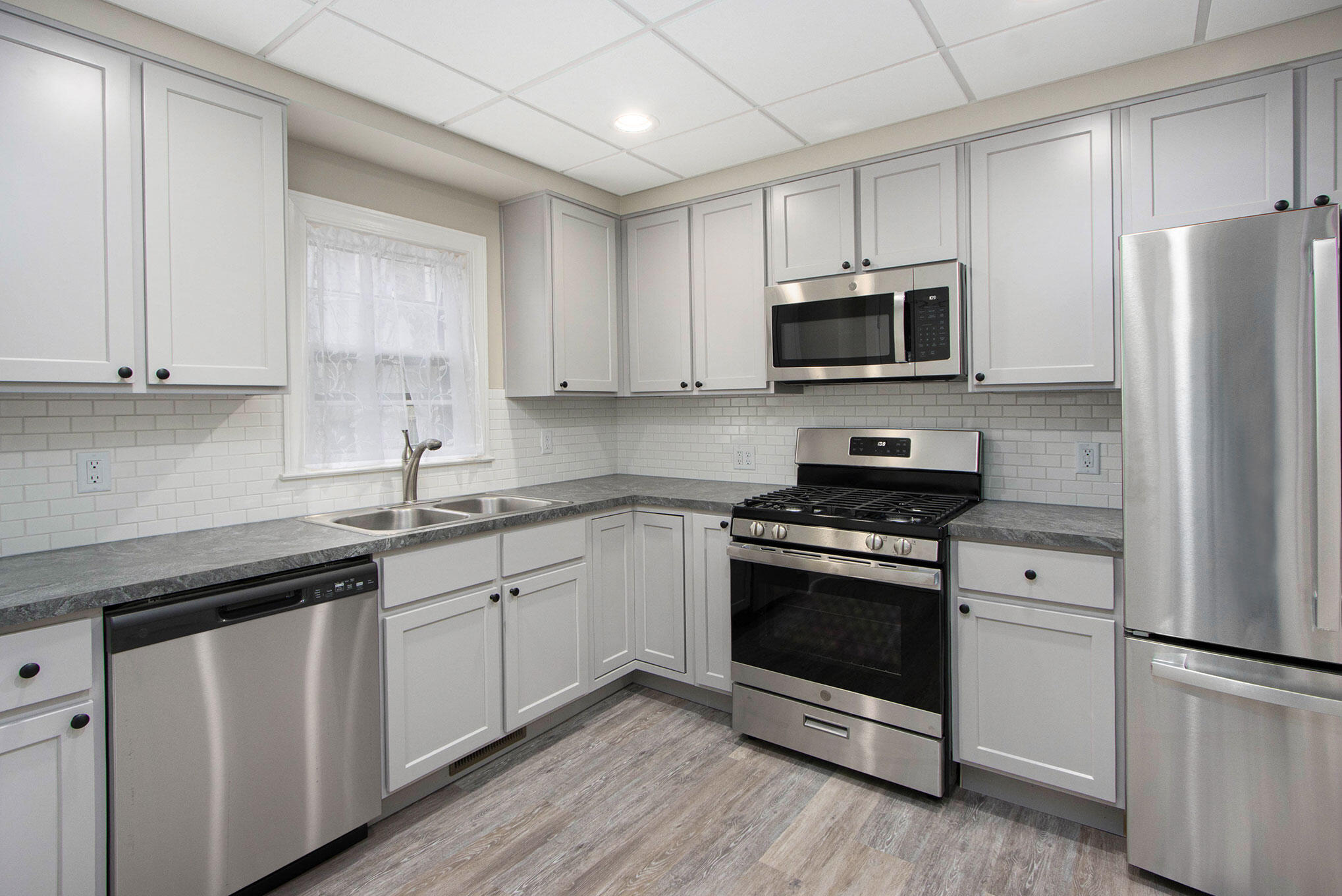 127 Elm Street Kalamazoo, MI 49007 - Photo 16 of 38 127Elm_15