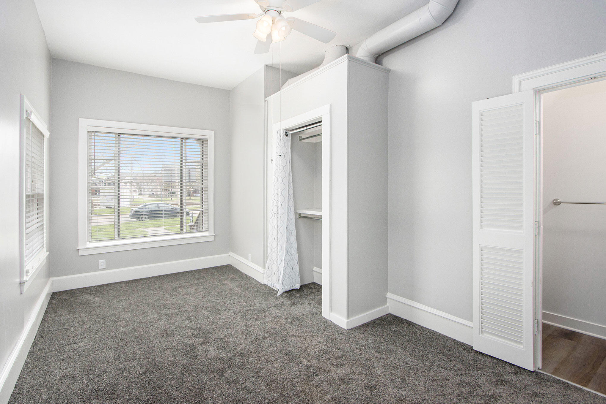 127 Elm Street Kalamazoo, MI 49007 - Photo 9 of 38 127Elm_29