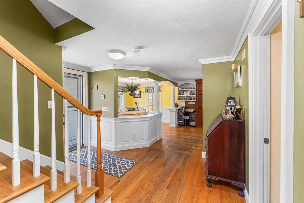 86 Whitney Street Northborough, MA 01532 - Photo 11 of 28