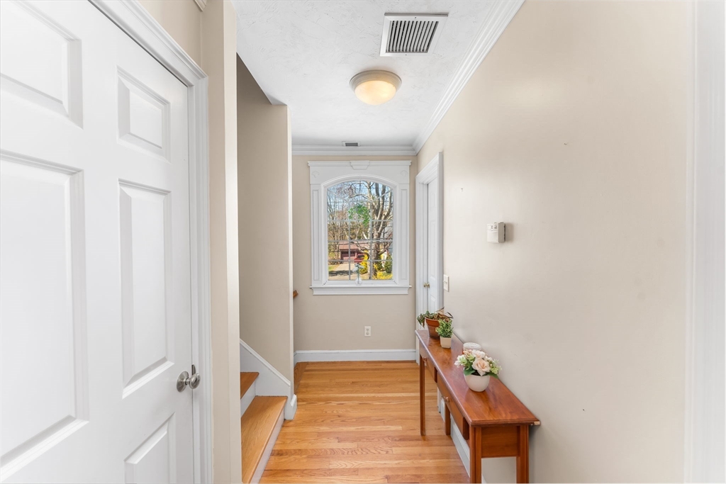 86 Whitney Street Northborough, MA 01532 - Photo 19 of 28