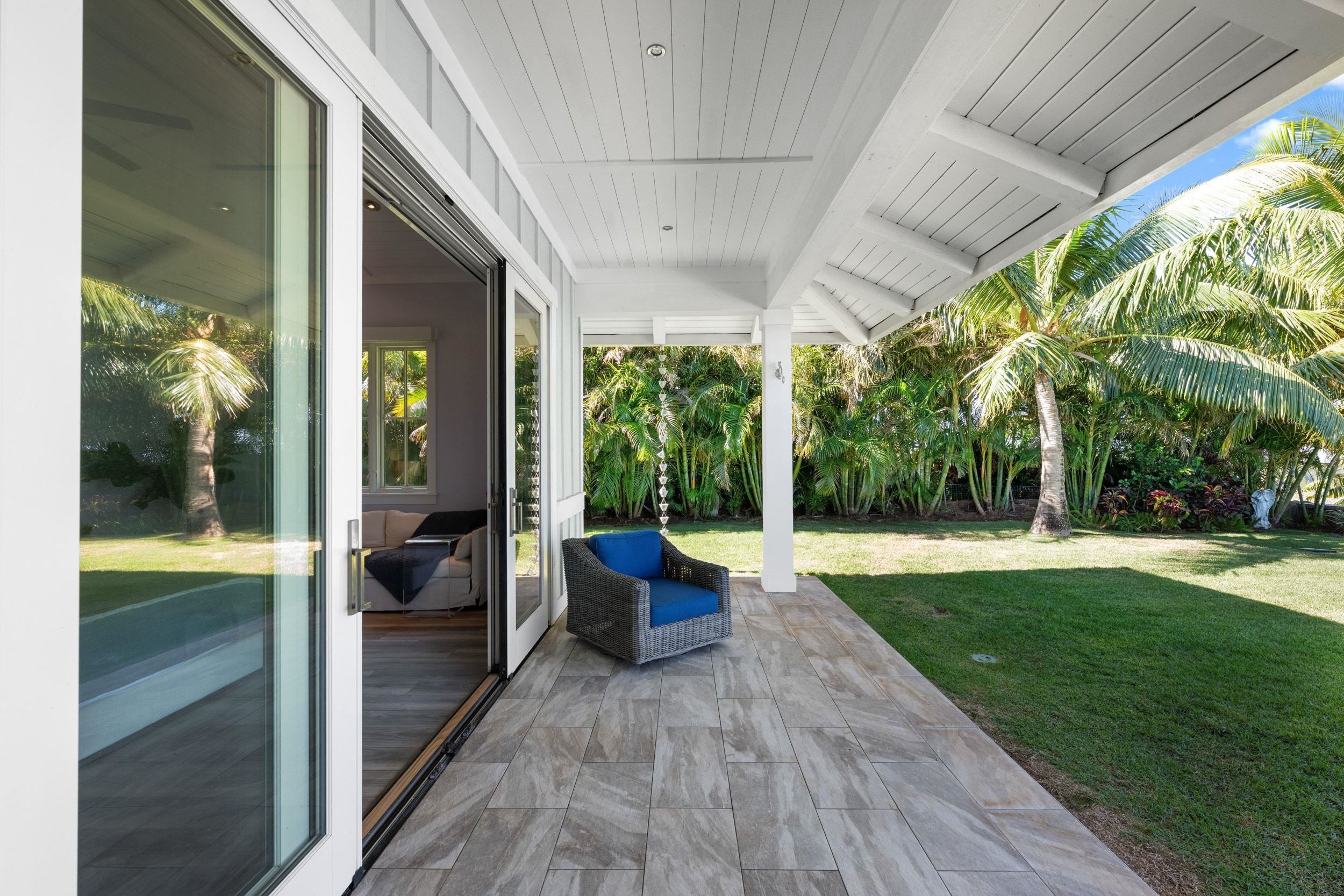 300 Mahana Ridge Street Lahaina, HI 96761 - Photo 34 of 50 a view of a patio with garden