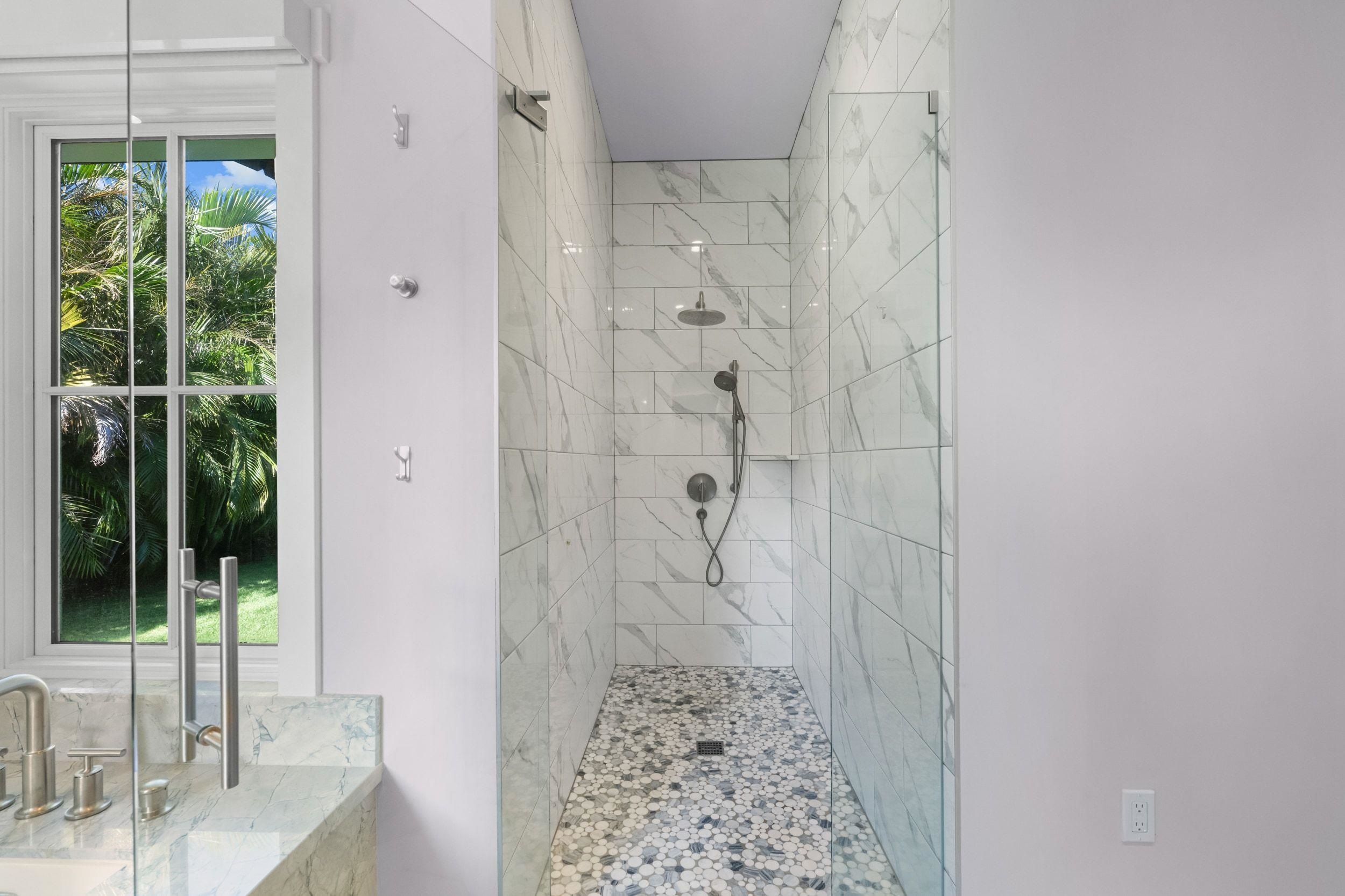 300 Mahana Ridge Street Lahaina, HI 96761 - Photo 38 of 50 a bathroom with a shower