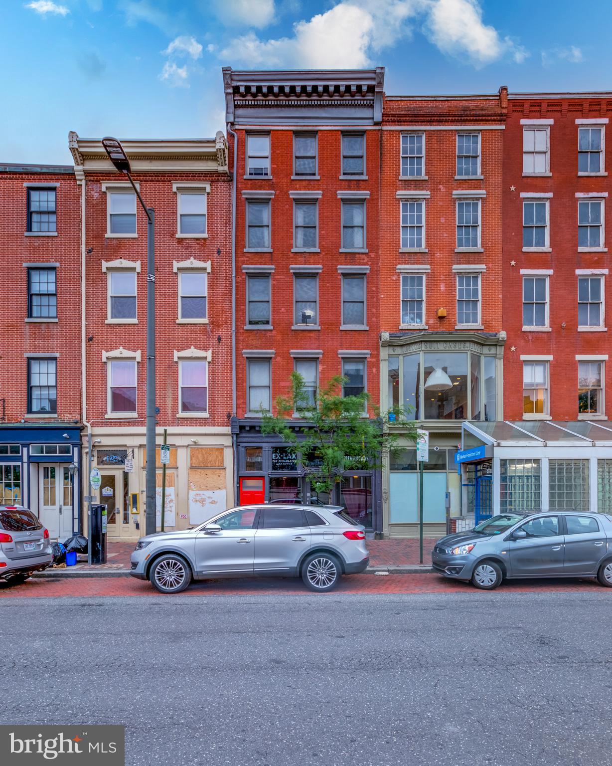 126 Market Street, Unit 3 Philadelphia, PA 19106 - Photo 6 of 12