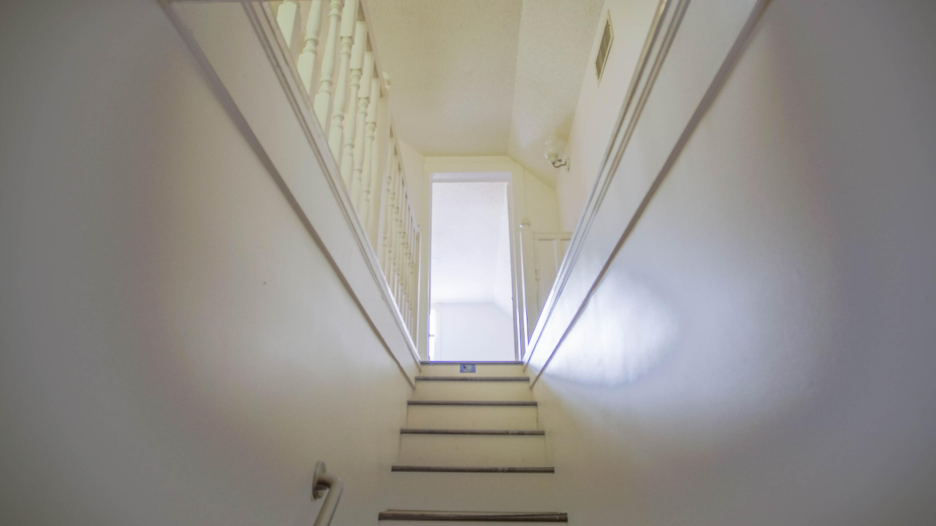 270 South 12th Street DeFuniak Springs, FL 32435 - Photo 38 of 57 a view of entryway