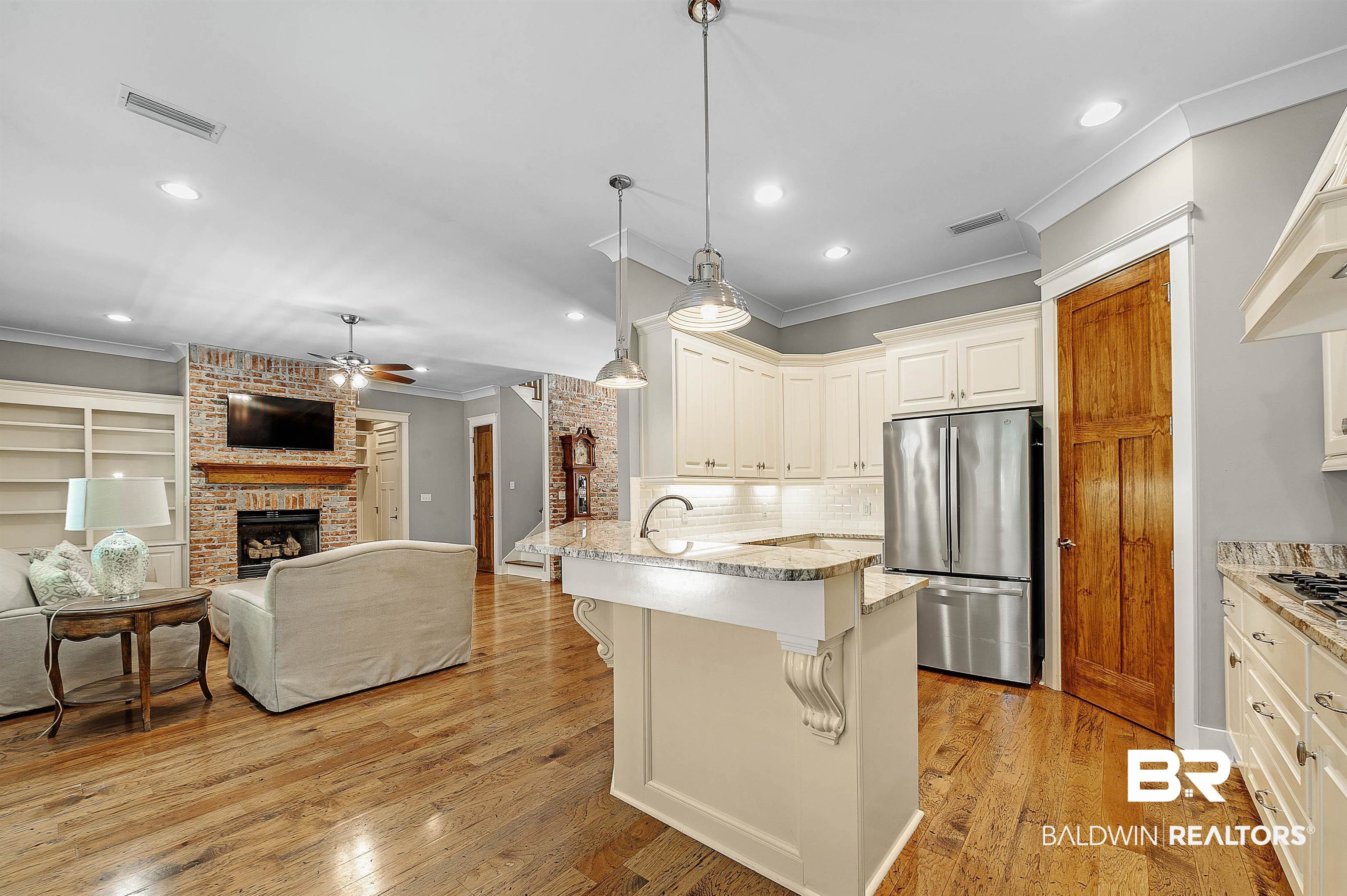 212 Simon Street Fairhope, AL 36532 - Photo 14 of 49 Kitchen