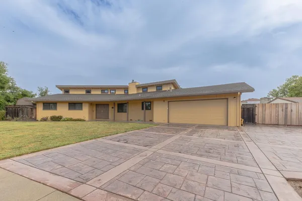 $1,150,000 | 11763 Augusta Drive, Salinas, CA 93906