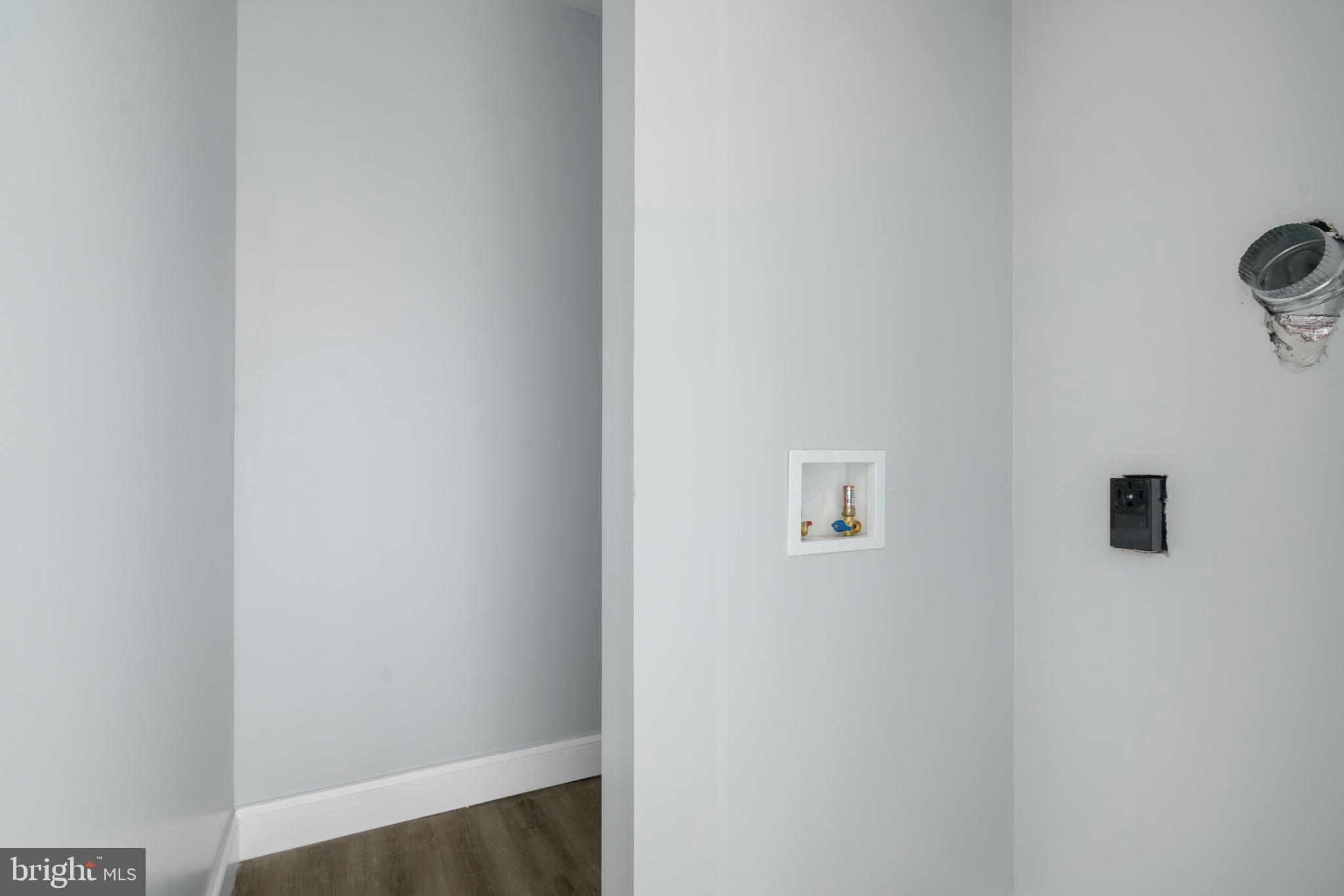 171 East Sharpnack Street Philadelphia, PA 19119 - Photo 11 of 15 a view of hallway