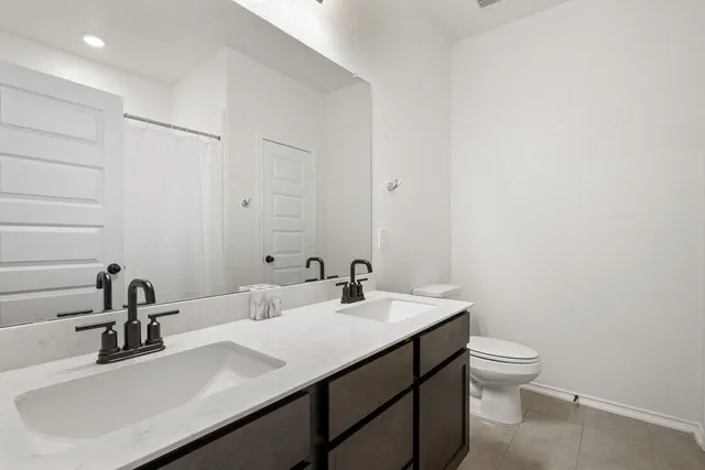 $349,990 | 218 Summit Drive, Lockhart, TX 78644