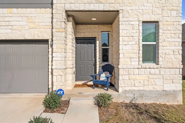 $349,990 | 218 Summit Drive, Lockhart, TX 78644