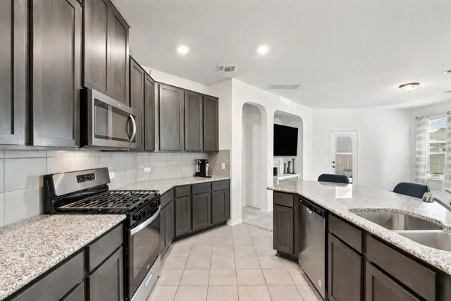 $349,990 | 218 Summit Drive, Lockhart, TX 78644