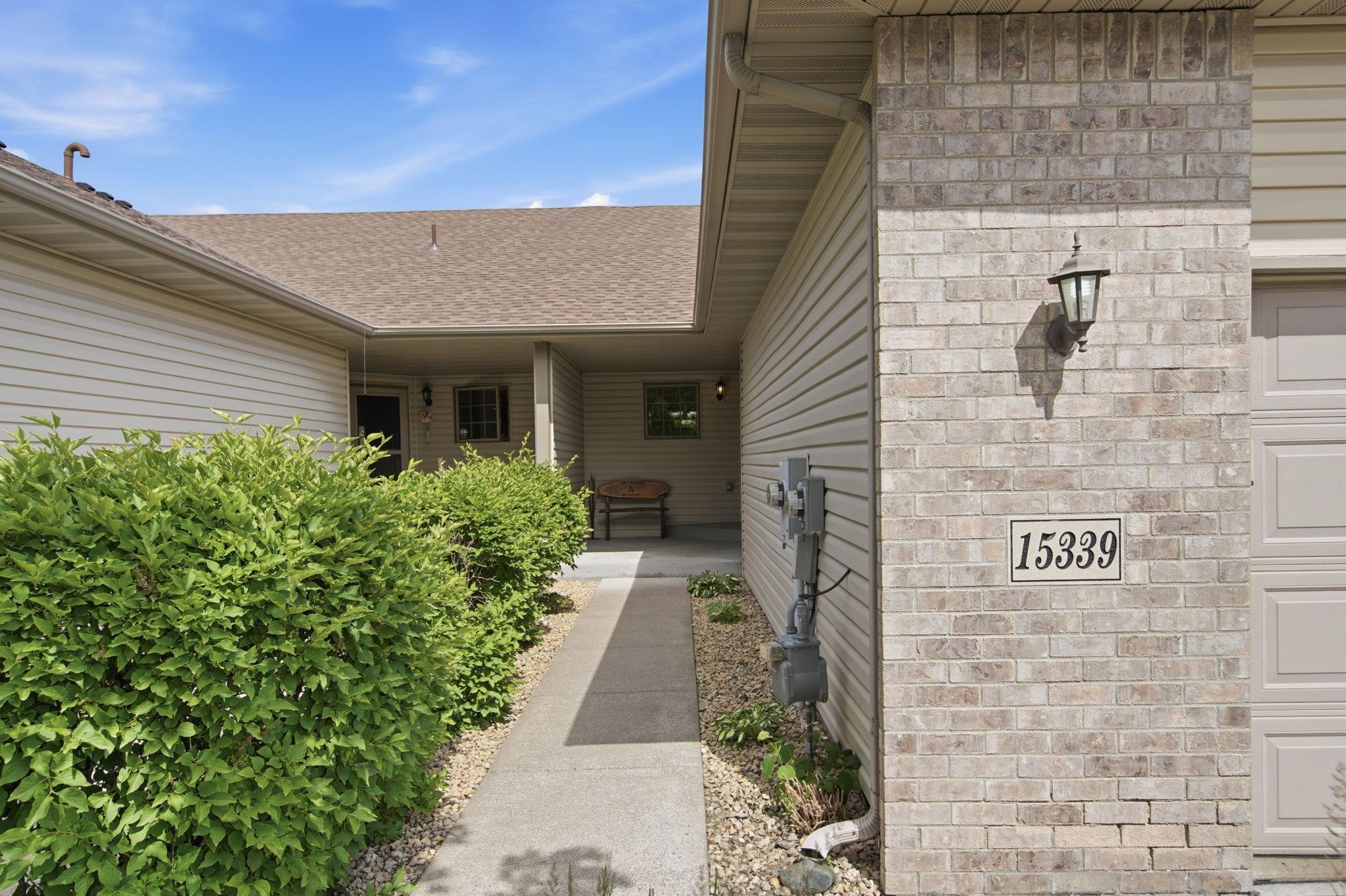 15339 Radium Way Northwest Anoka, MN 55303 - Photo 3 of 32