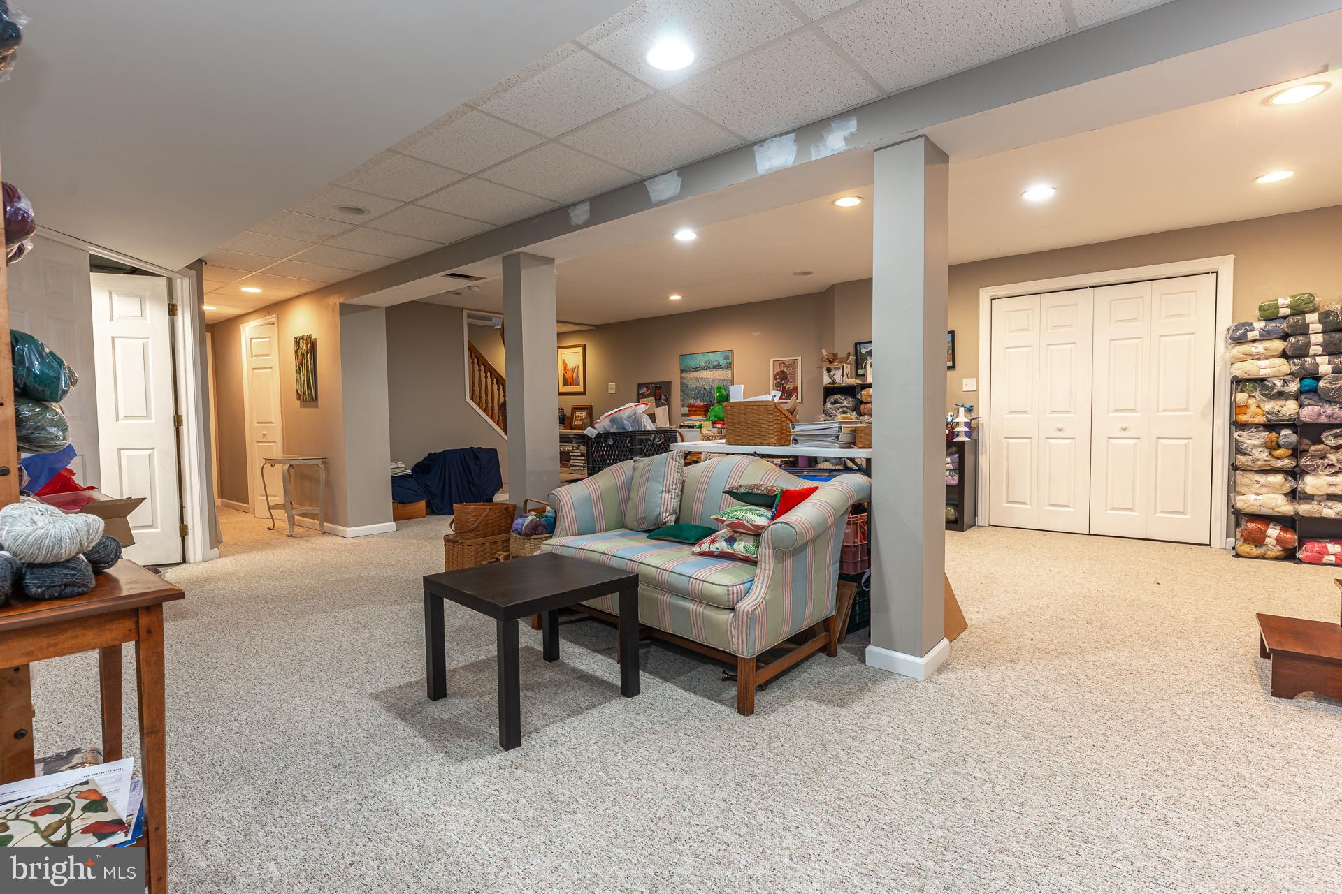 820 Waverly Road Kennett Square, PA 19348 - Photo 35 of 46 a living room with furniture and a table