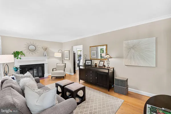 $4,200 | 8909 2nd Avenue, Silver Spring, MD 20910
