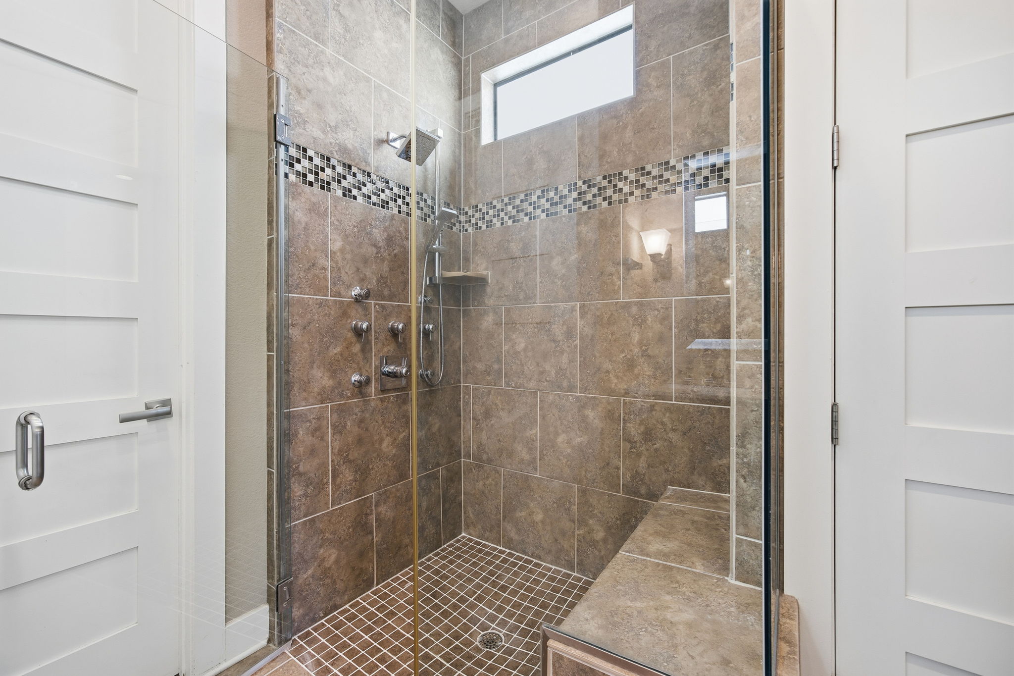 3521 Marcae Court Austin, TX 78704 - Photo 31 of 37 Bathroom with a shower stall