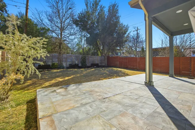 $3,950 | 3521 Marcae Court, Austin, TX 78704