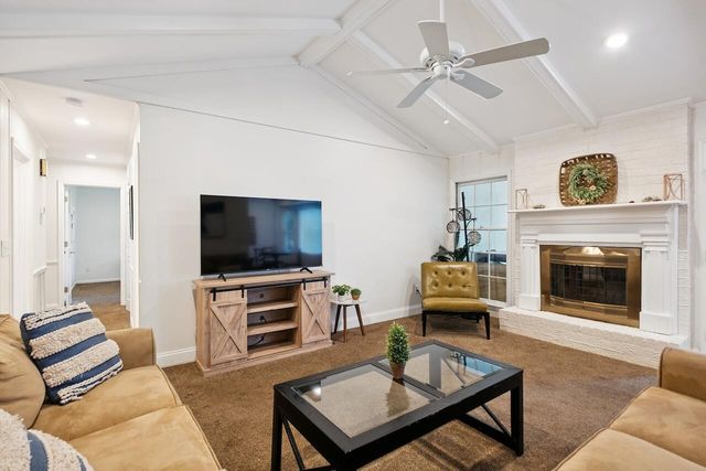 $510,000 | 5 Francesca Avenue, Hanahan, SC 29410