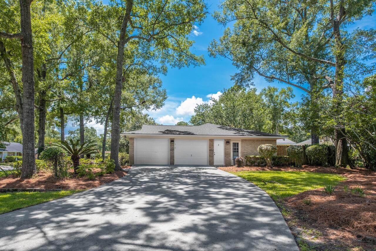 5 Francesca Avenue Hanahan, SC 29410 - Photo 2 of 54 5FranchescaSt-JTPhoto-067