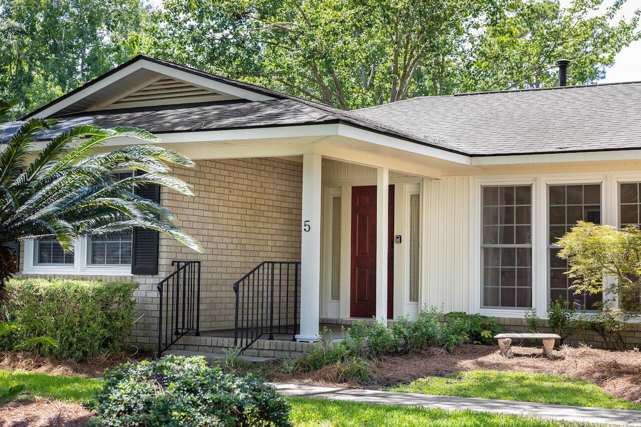 5 Francesca Avenue Hanahan, SC 29410 - Photo 3 of 54 5FranchescaSt-JTPhoto-006