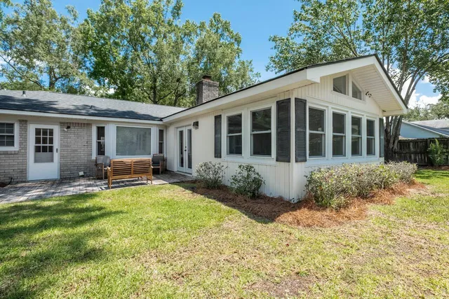 $510,000 | 5 Francesca Avenue, Hanahan, SC 29410