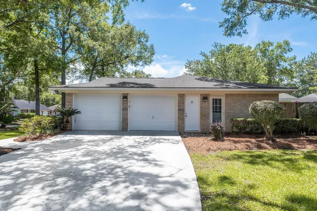 $510,000 | 5 Francesca Avenue, Hanahan, SC 29410