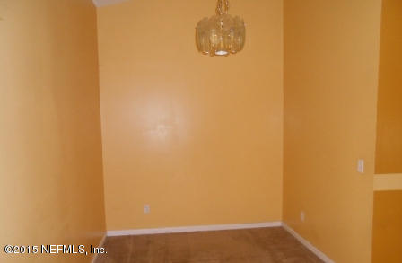 8677 Springtree Road Jacksonville, FL 32210 - Photo 3 of 13 DSCN7305 (640x480)
