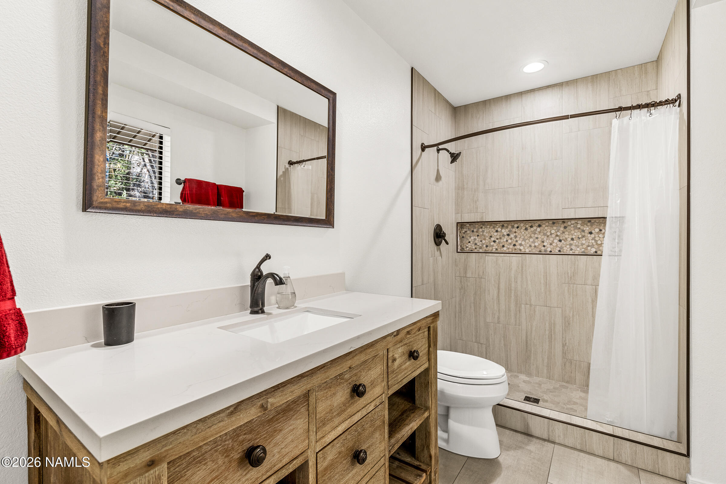 1886 North Edgewood Street Flagstaff, AZ 86004 - Photo 20 of 36 Primary Bathroom