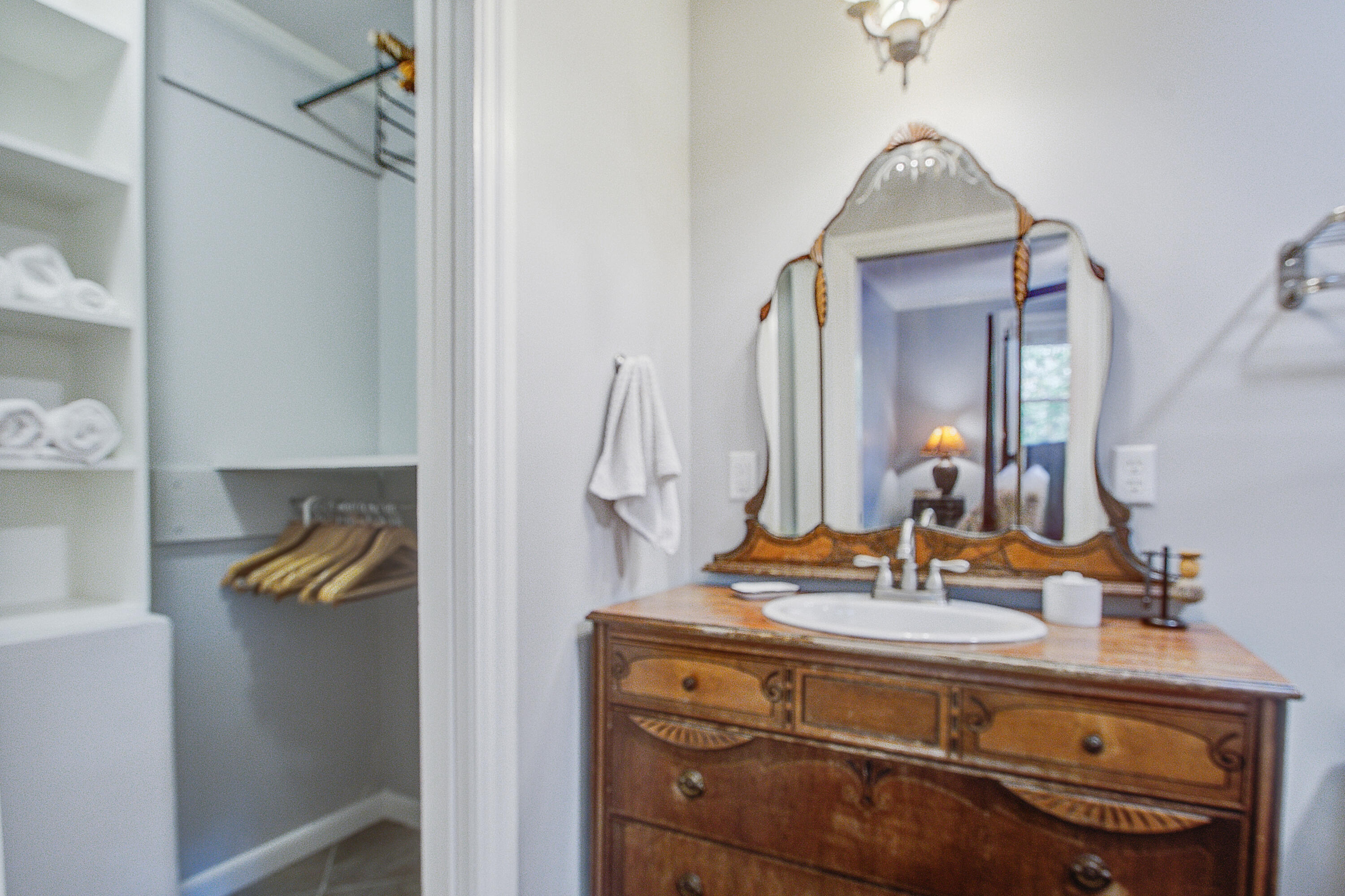 311 Cassina Road Charleston, SC 29407 - Photo 23 of 49 Walk-in Closet/Primary Bath