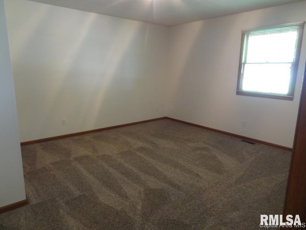 2001 Halifax Drive Springfield, IL 62703 - Photo 10 of 17