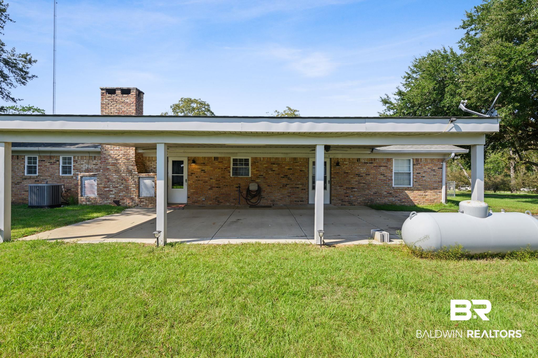 26710 Ernest Patterson Road Robertsdale, AL 36567 - Photo 7 of 37