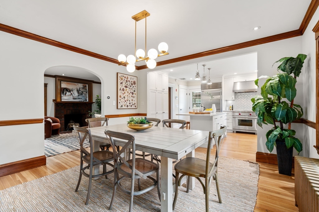 33 Longfellow Road Melrose, MA 02176 - Photo 13 of 38