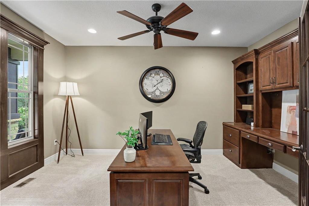 9641 Inspiration Street Lenexa, KS 66227 - Photo 7 of 59