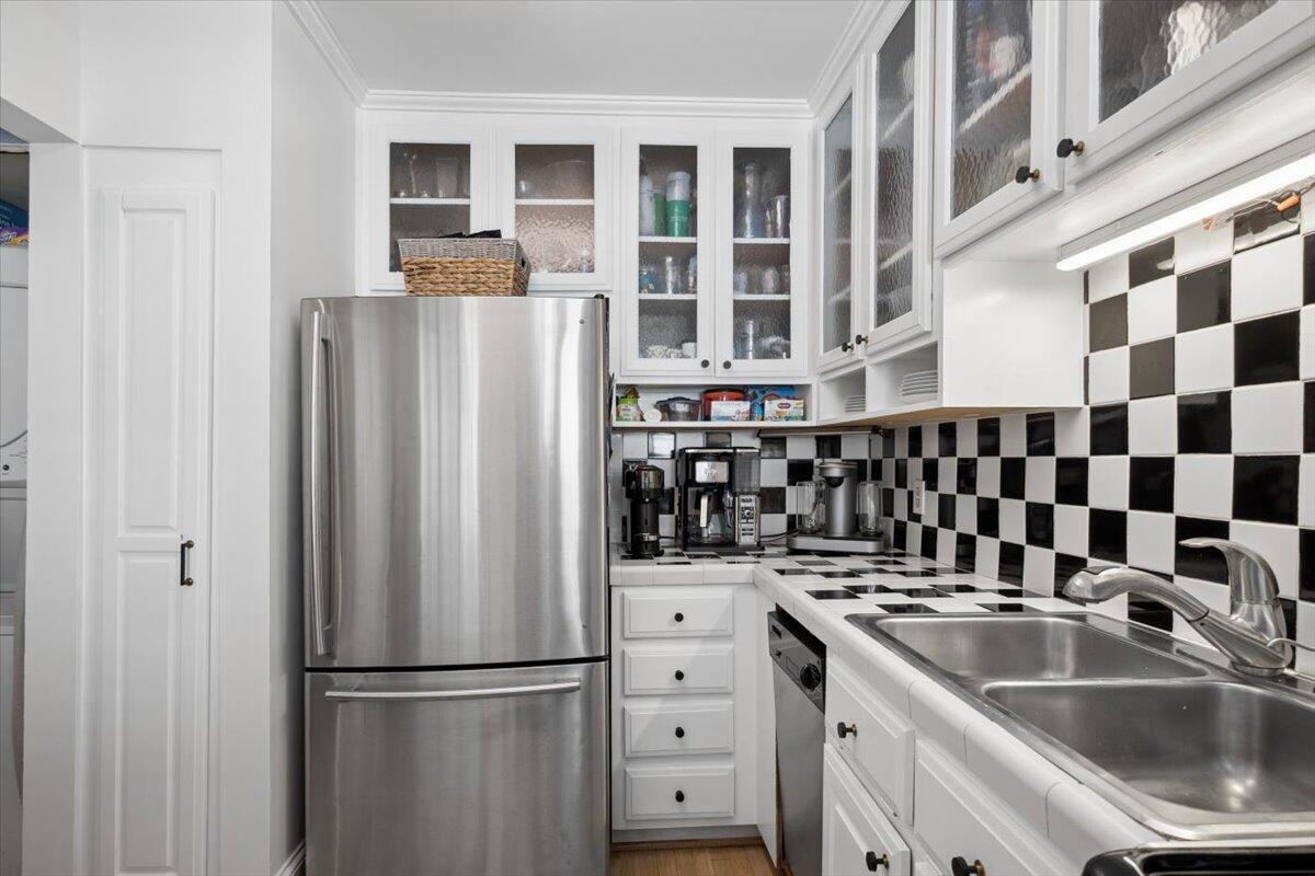 301 Broad Street, Unit 4 Charleston, SC 29401 - Photo 13 of 43