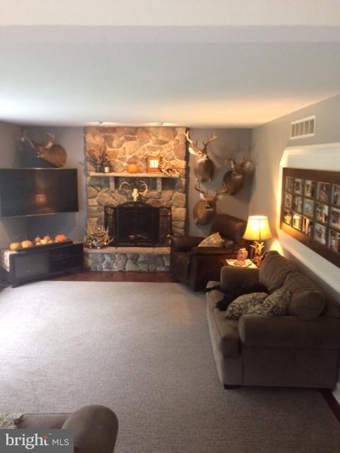 3 Paddock Place Hockessin, DE 19707 - Photo 4 of 8