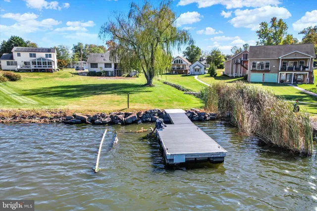 $975,000 | 400 Lake Meade Drive, East Berlin, PA 17316