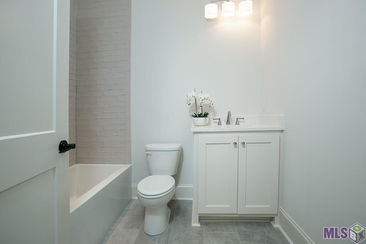 2867 Pointe-Marie Drive Baton Rouge, LA 70820 - Photo 14 of 22 Gallery Image 14