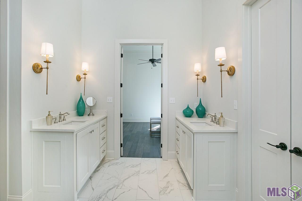 2867 Pointe-Marie Drive Baton Rouge, LA 70820 - Photo 17 of 22 Gallery Image 17