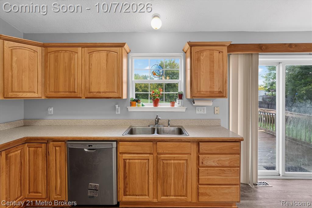 12041 East Coldwater Road Columbiaville, MI 48421 - Photo 12 of 52 Gallery Image 12