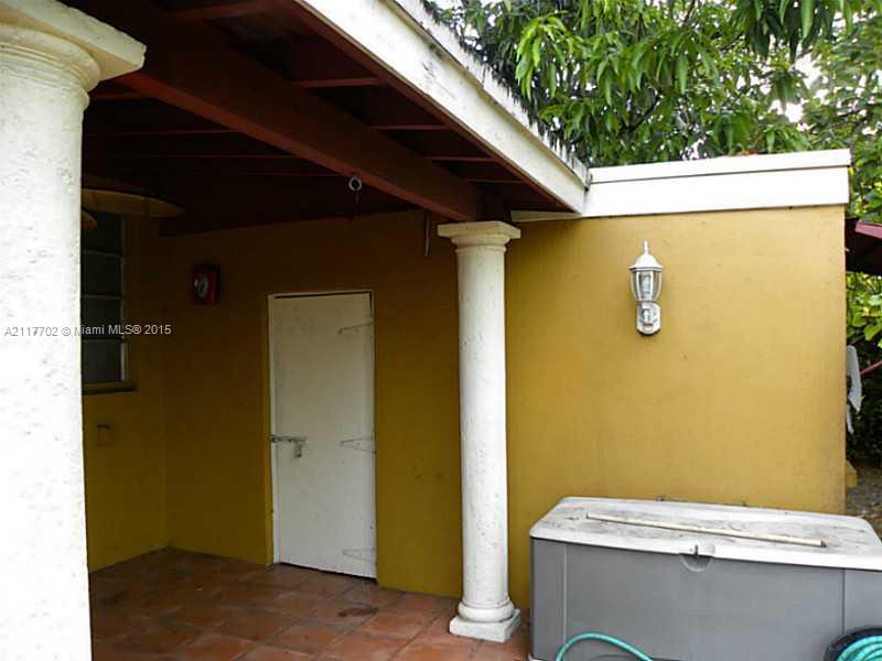 6180 Southwest 11th Street West Miami, FL 33144 - Photo 6 of 20 a bathroom with a toilet