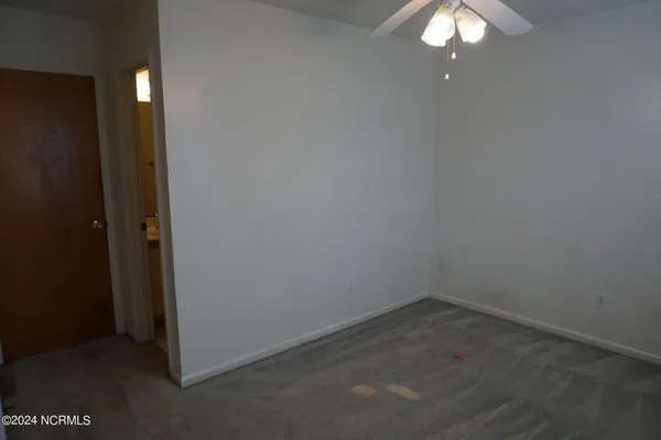 $1,196 | 404 Meadowbrook Lane, Jacksonville, NC 28546