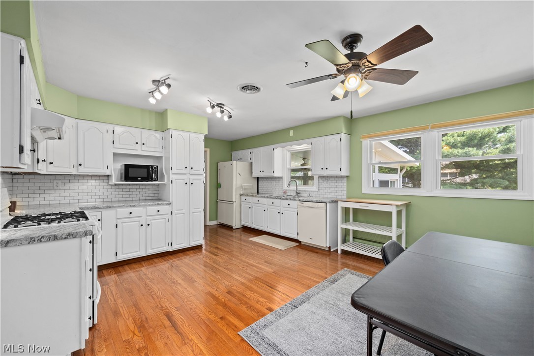 429 Morton Road Vermilion, OH 44089 - Photo 10 of 40 Gallery Image 10