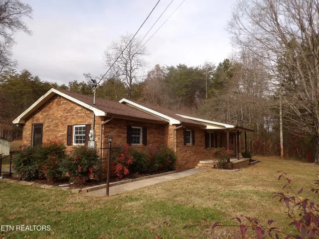 $285,900 | 240 Old Rutledge Pike, Blaine, TN 37709