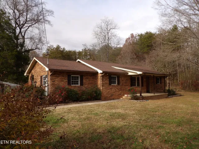 $285,900 | 240 Old Rutledge Pike, Blaine, TN 37709