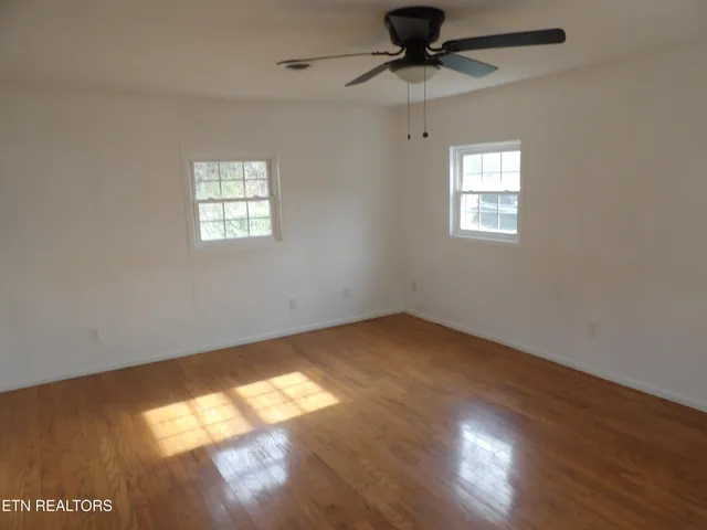 $285,900 | 240 Old Rutledge Pike, Blaine, TN 37709