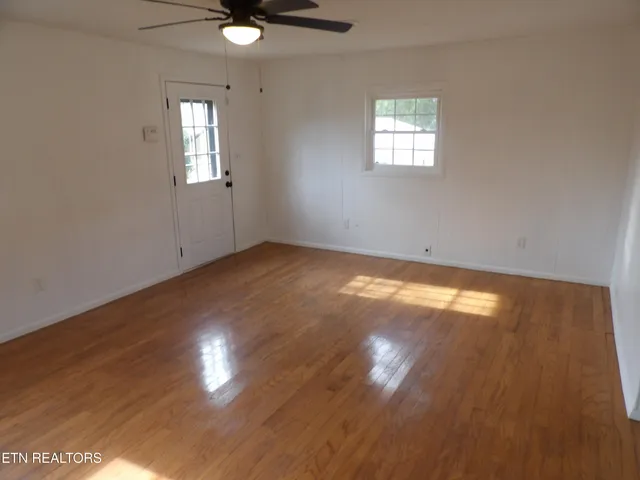 $285,900 | 240 Old Rutledge Pike, Blaine, TN 37709