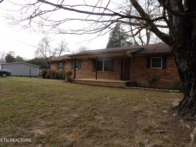 $285,900 | 240 Old Rutledge Pike, Blaine, TN 37709