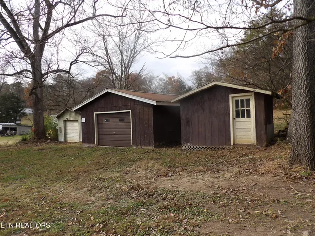$285,900 | 240 Old Rutledge Pike, Blaine, TN 37709