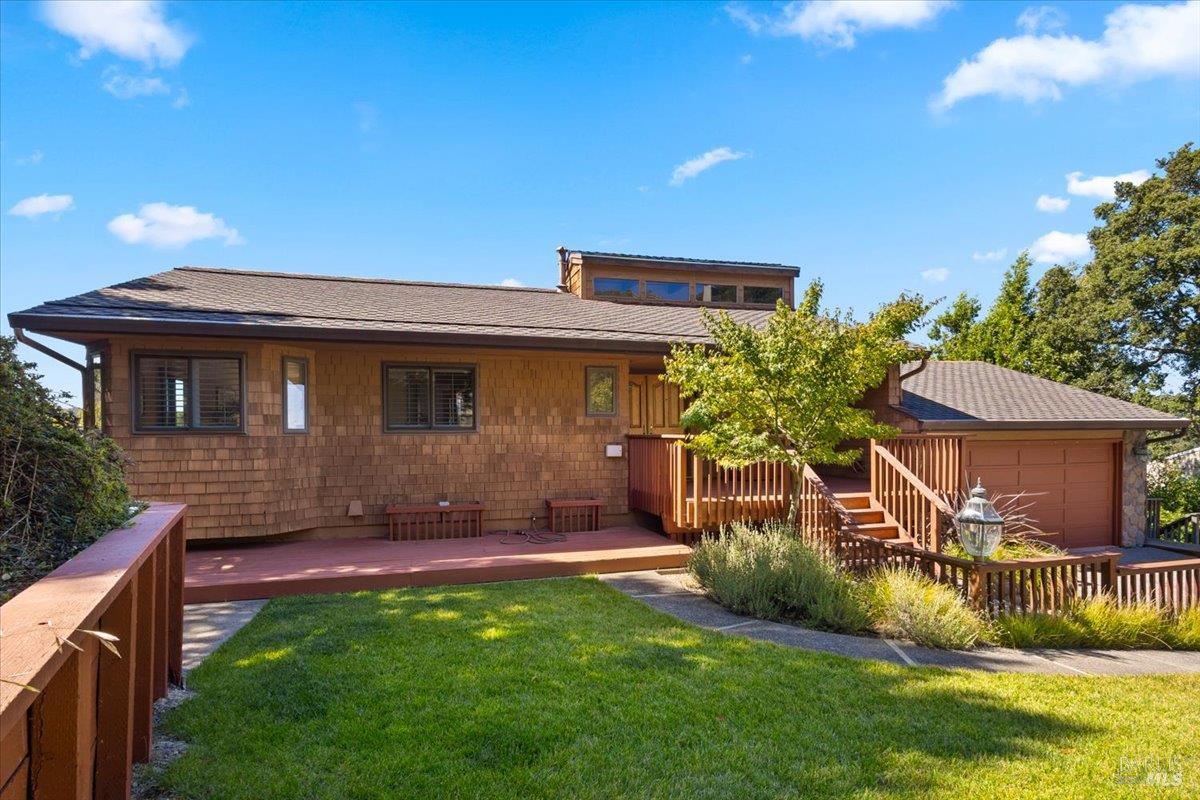 5 Wimbledon Court Novato, CA 94949 - Photo 2 of 48