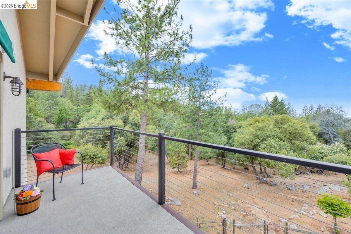 18180 Robin Ridge Road Sonora, CA 95370 - Photo 81 of 88 Patio for ADU