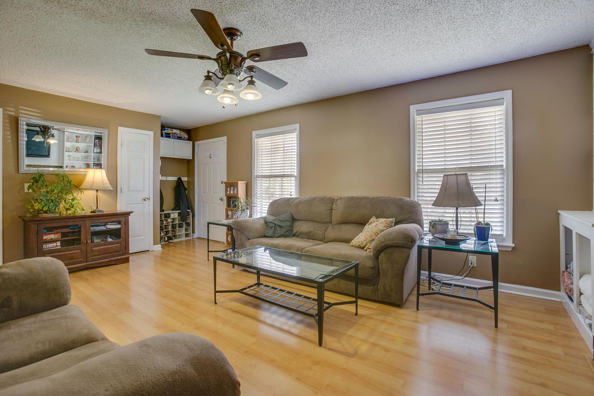 2742 Brookrun Road Murfreesboro, TN 37129 - Photo 6 of 30 Gallery Image 6